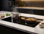 Bếp mở trong căn hộ hiện đại: Những yếu tố cần cân nhắc khi chọn thiết bị nấu ăn