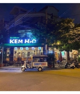 H2O COFFEE - Quán Cafe Phong Cách Cổ Điển Khu Dân Cư Vĩnh Lộc Bình Tân