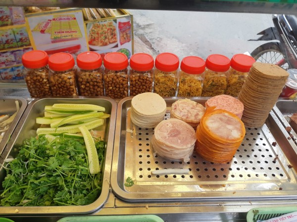 Quán ăn, ẩm thực: Tiệm Bánh Mì Ngon Quận Tân Bình Banh-mi%20(6)%20(Custom)