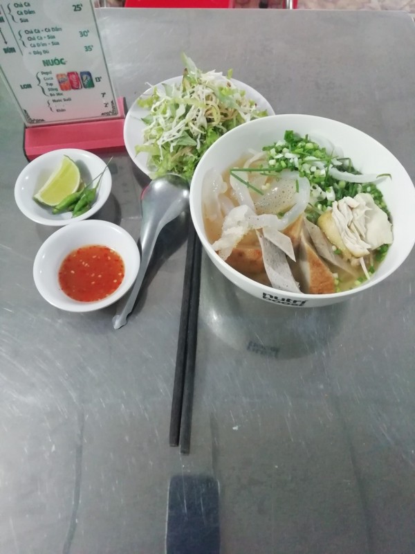 Quán ăn, ẩm thực: Quán Bánh Canh, Bún Chả Cá Cam Ranh Chuthoong%20(4)