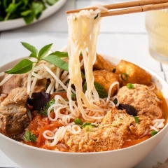 BÚN RIÊU MAI CUA ĐỈNH NÓC KỊCH TRẦN