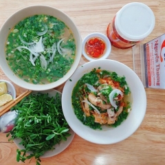 Bánh Canh Cá Lóc Nguyễn Thương - Ẩm Thực Quảng Trị Tại Sài Gòn