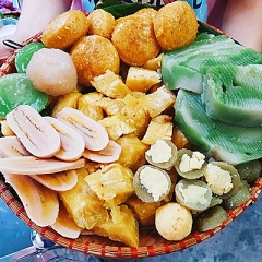 Quán Chuối Nếp Nướng, Bánh Bò Nước Dừa Ngon Quận 5
