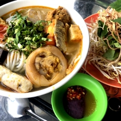 Quán Bún Riêu Canh Bún Mỹ Tiên Quận 8