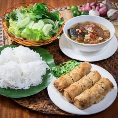 Quán Bún Chả Hà Gia Phạm Văn Ngôn An Khánh