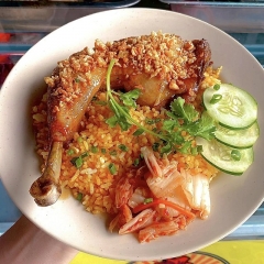 Quán Cơm Gà Xối Mỡ Ngon Trường Sa Phú Nhuận