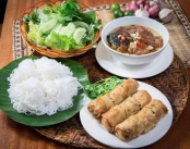 Quán Bún Chả Hà Gia Phạm Văn Ngôn An Khánh