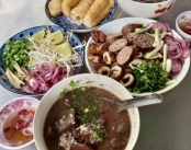 Quán Cháo Lòng Dì Tư Sài Gòn - Bánh Mì Chảo 187 Cô Giang