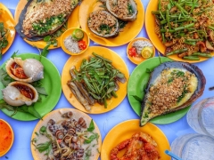 Quán Cơm Ốc Lẩu Nướng Các Món Nhậu Ngon Tân Phú