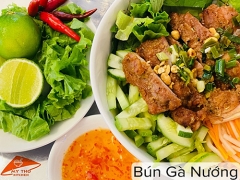 Quán Bún Gà Nướng Ngon Quận 7
